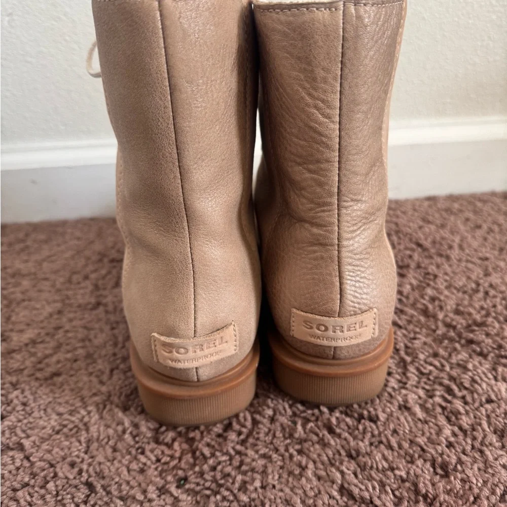 Sorel Phoenix Short Lace Lux Blush Boots Style Sheepskin Size 10 - Picture 5 of 10